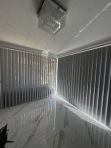 Montáž vertikálních lamelových žaluzií v Křinci u Nymburka